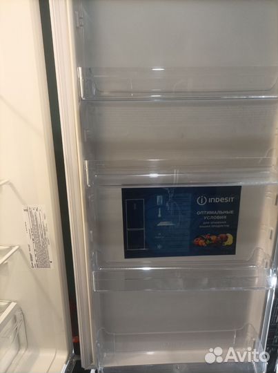 Холодильник бу indesit