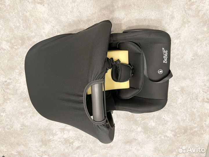 Автомобильное кресло автолюлька