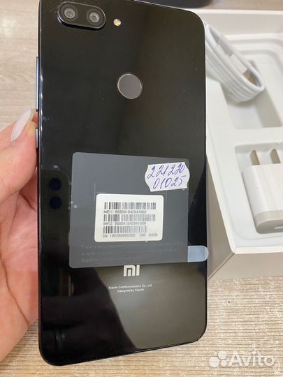 Xiaomi Mi 8 Lite, 4/64 ГБ