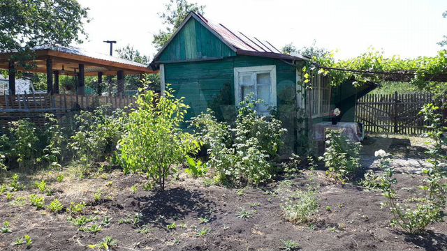 Дом 20 м² на участке 6 сот.