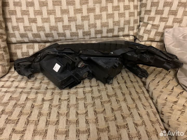 Фара правая оригинал камри 70