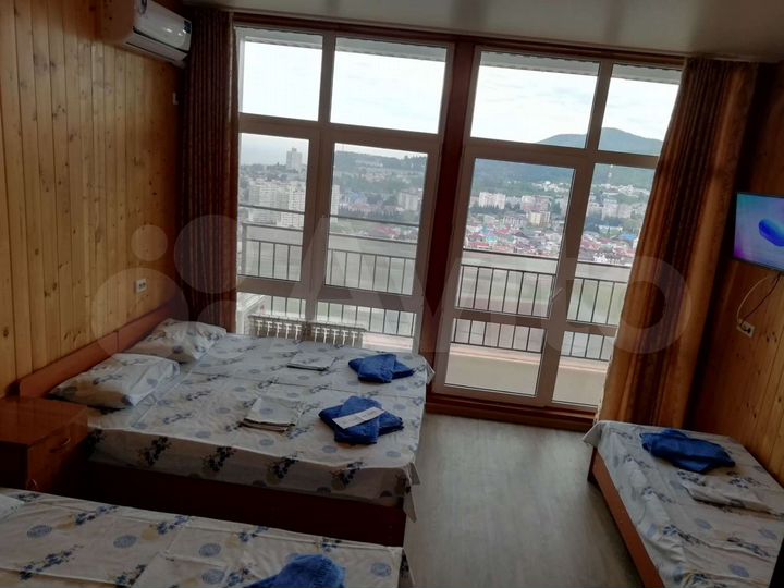 Комната 18 м² в 3-к., 3/3 эт.