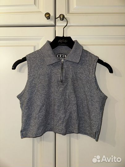 Серый топ на молнии