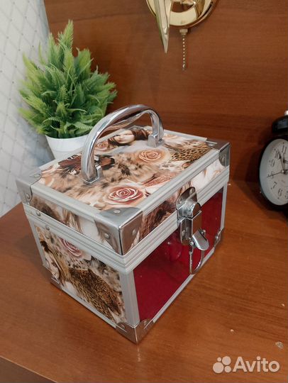 Шкатулка для, косметики, украшений