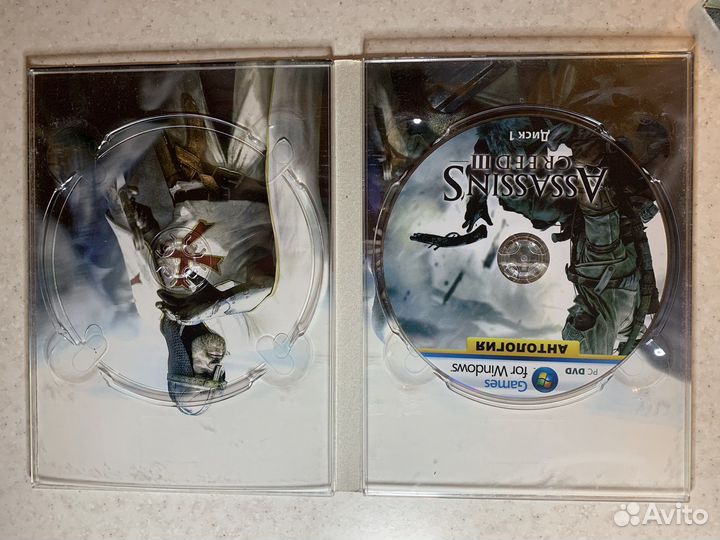 Диск с игрой для компьютера