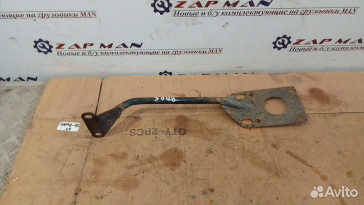 Кронштейн переднего крыла правый Man Tga Tgs
