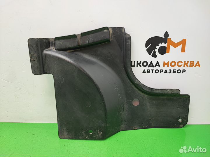 Защита днища левая 3C0825271B VW Passat CC, B6, B7