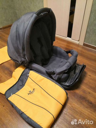 Коляска 2 в 1 adamex