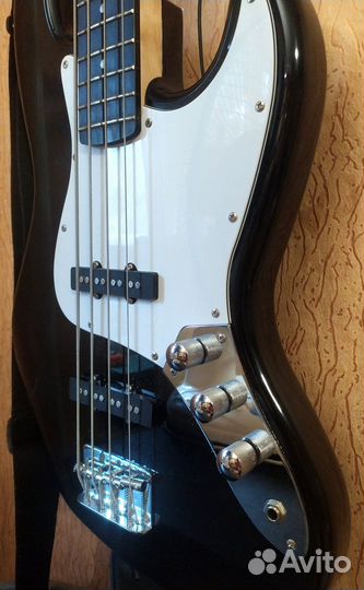 Басс гитара 4 струны