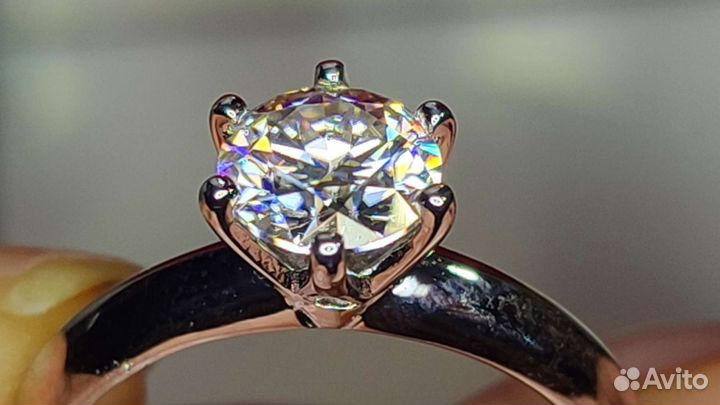 Кольца с бриллиантом 1 ct. (муассанит) IJ VVS1 925
