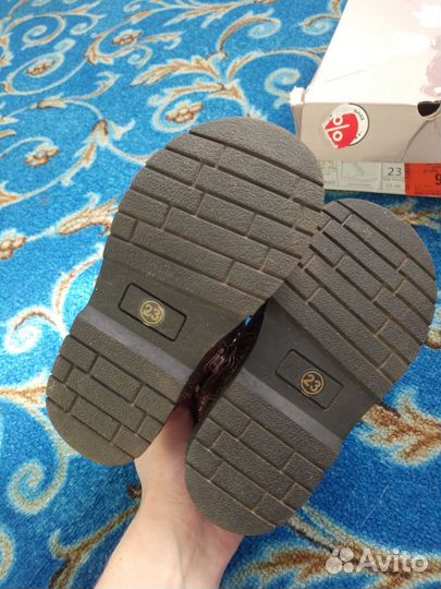 Ботинки для девочки