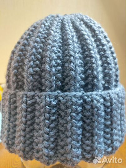 Шапка женская вязаная ручная работа