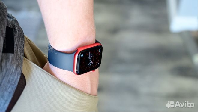 Apple Watch Series 6 44 mm Red