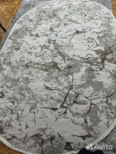 Ковер 2 на 3 новый