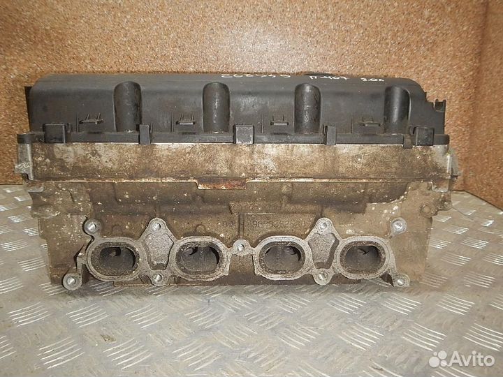 Головка блока цилиндров Peugeot 407