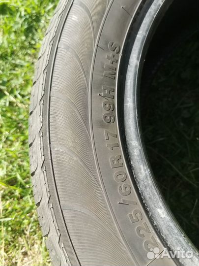 Kumho Solus KL21 225/60 R17 99H