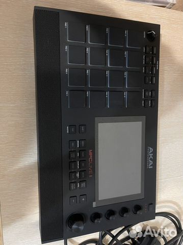 Сэмплер-грувбокс Akai MPC live II купить в Казани | Хобби и отдых | Авито