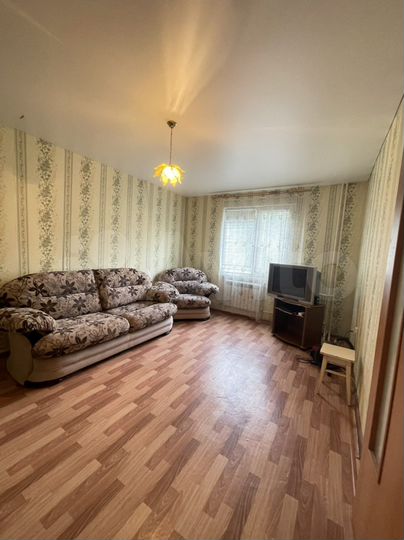 1-к. квартира, 38 м², 1/9 эт.