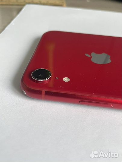 iPhone xr 64gb red