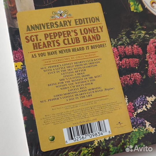 The Beatles - Sgt.Pepper's Lonely Hearts Club Band