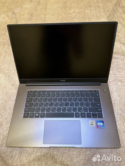 Ноутбук honor MagicBook X15 i5/8/512 Gray