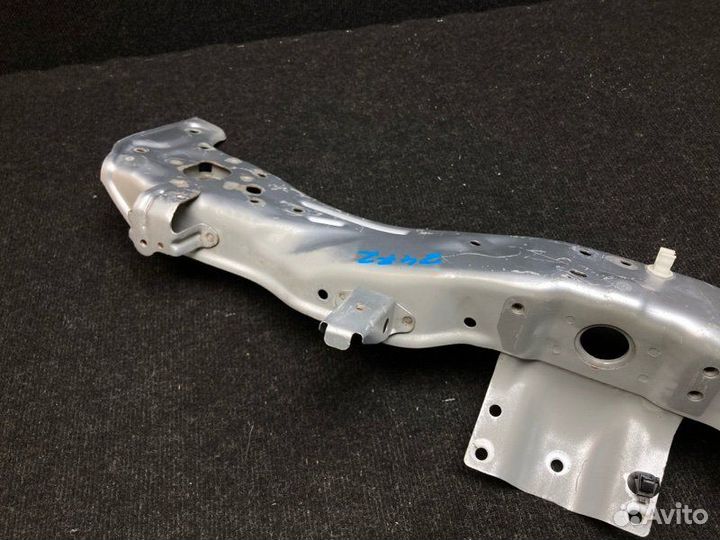 Телевизор (верхняя планка) Mitsubishi Lancer CY4A