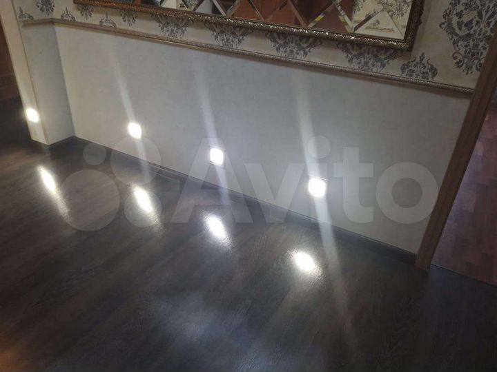 2-к. квартира, 56 м², 4/17 эт.