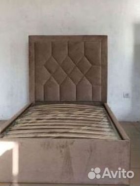 Двухместная мягкая кровать