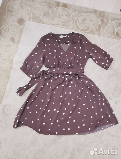 Платье в горошек в стиле 