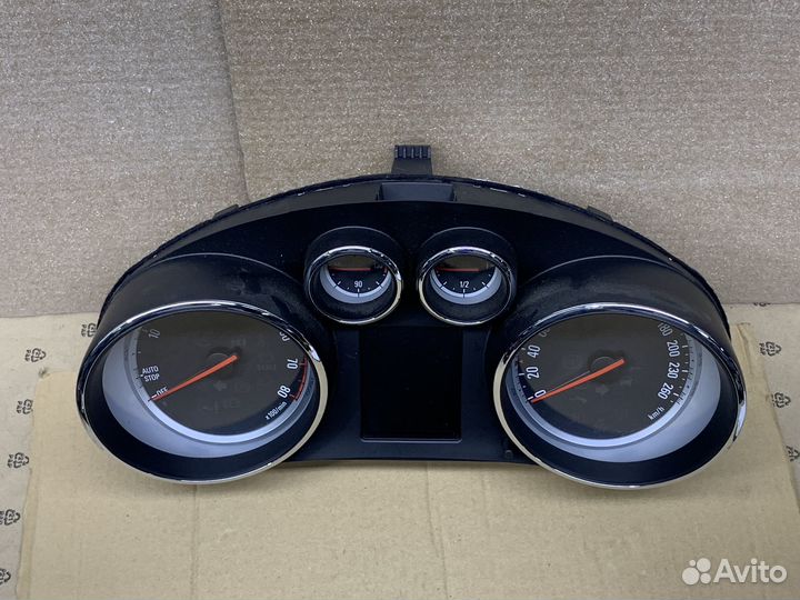 Панель приборов km/h Opel Astra J Zafira C