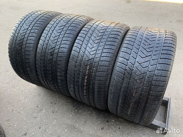 Pirelli Scorpion Winter 305/35 R21 и 275/40 R21 109V