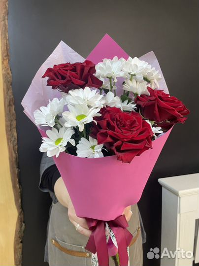 Букеты на выпускной- букет комплимент