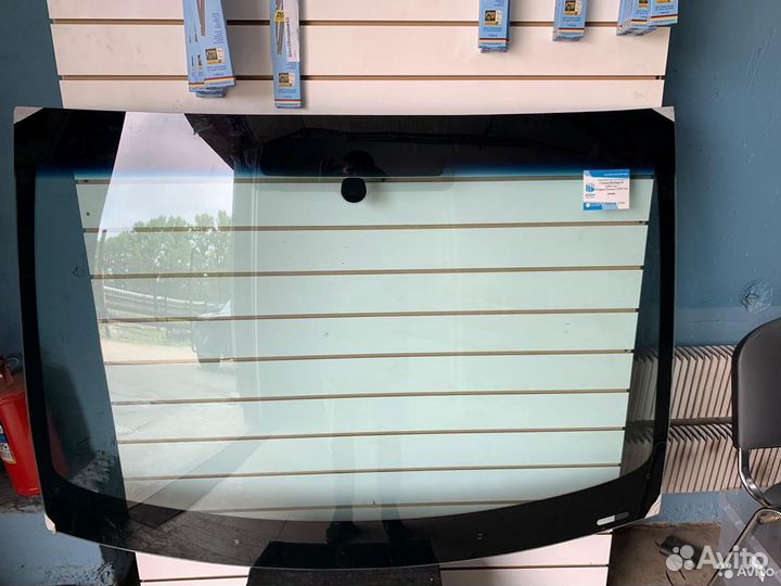 Лобовое стекло Ситроен Берлинго