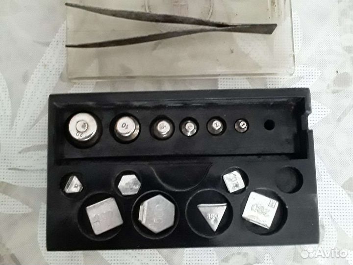 Набор гирь к бытовым весам