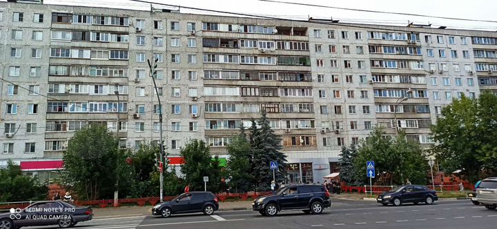 4-к. квартира, 83 м², 3/9 эт.
