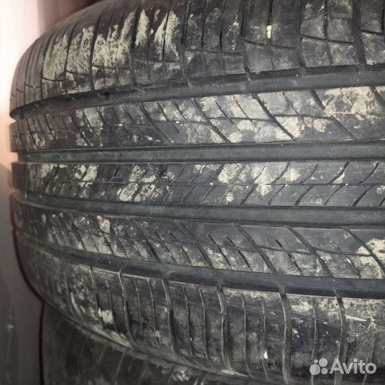 Hankook Dynapro HP2 RA33 235/50 R19 99V