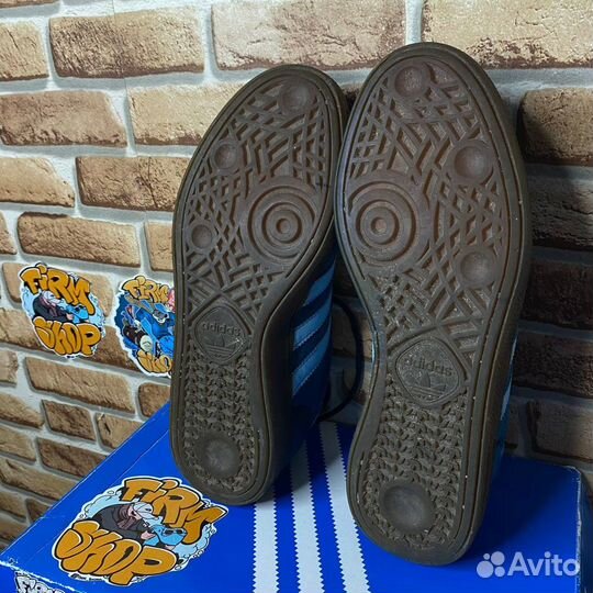 Кроссовки adidas Spezial