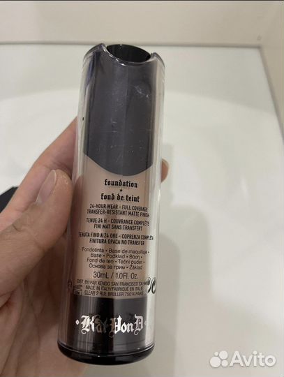 Тональный крем Lock it