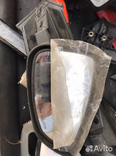 Зеркало правое brp