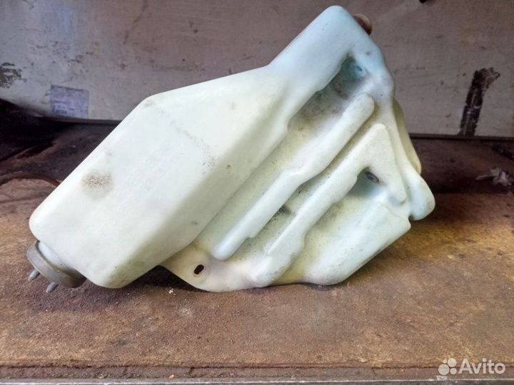 Бачок омывателя Mercedes-Benz Vario OM904