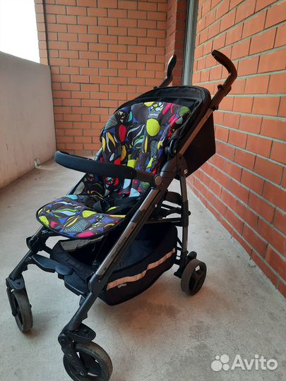 Прогулочная коляска