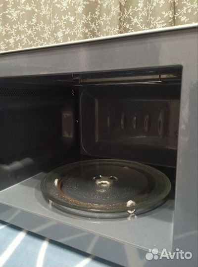 Микроволновая печь LG с грилем