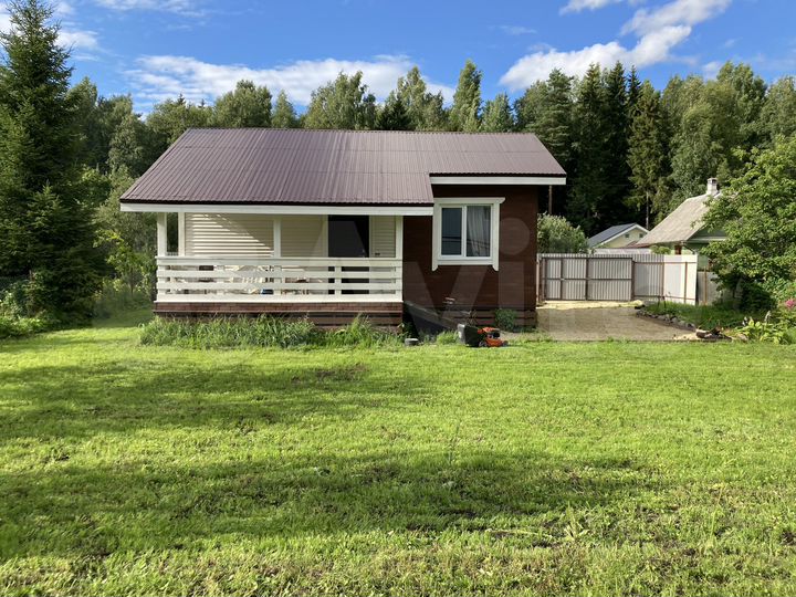 Дом 61 м² на участке 6 сот.