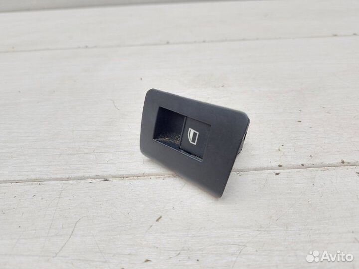 Кнопка стеклоподъемника задняя правая Bmw X5 Е53