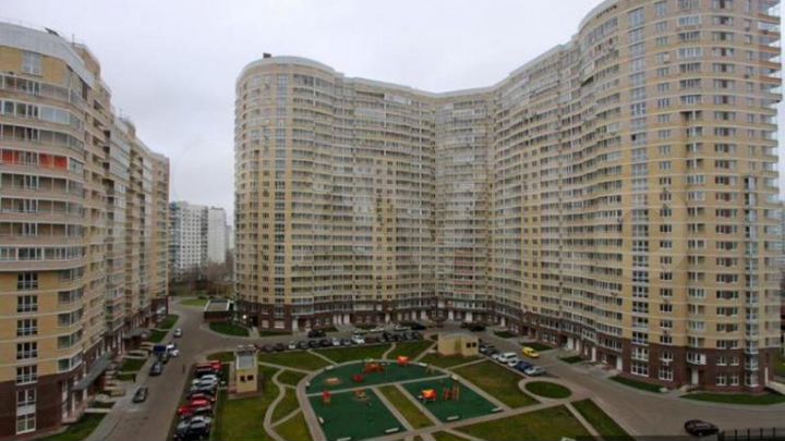 Машиноместо, 14 м²