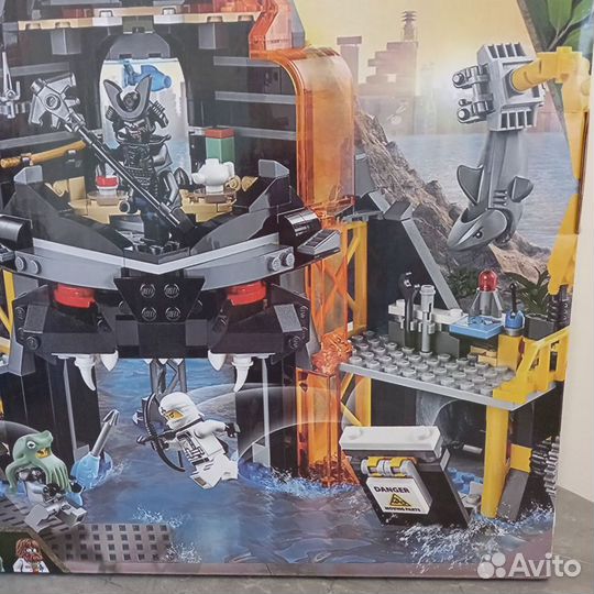 Lego ninjago Вулканическое логово конструктор