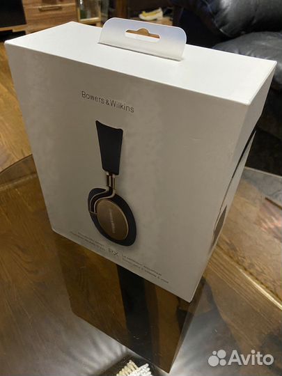 Беспроводные наушники Bowers & Wilkins PX