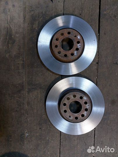 Передние Тормозные диски Volkswagen Passat B6
