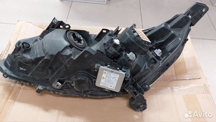 Фара передняя правая Honda CR-V 4 33101T1GR61