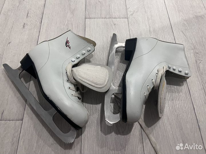 Коньки фигурные